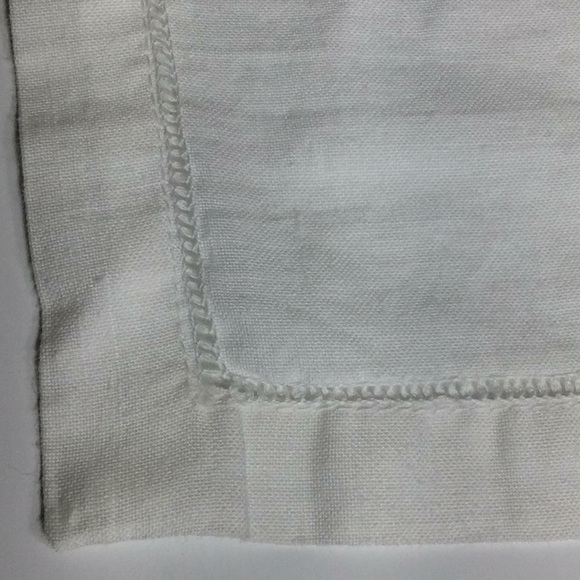 Ten White Linen Napkins - Picture 4 of 8